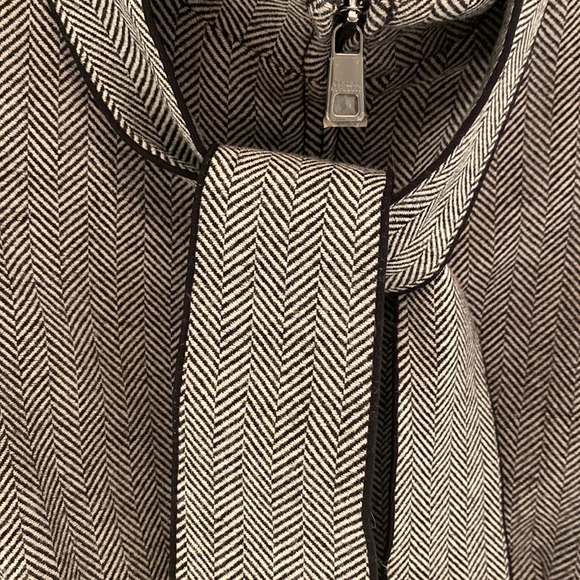 Banana Republic jacket - Picture 4 of 11